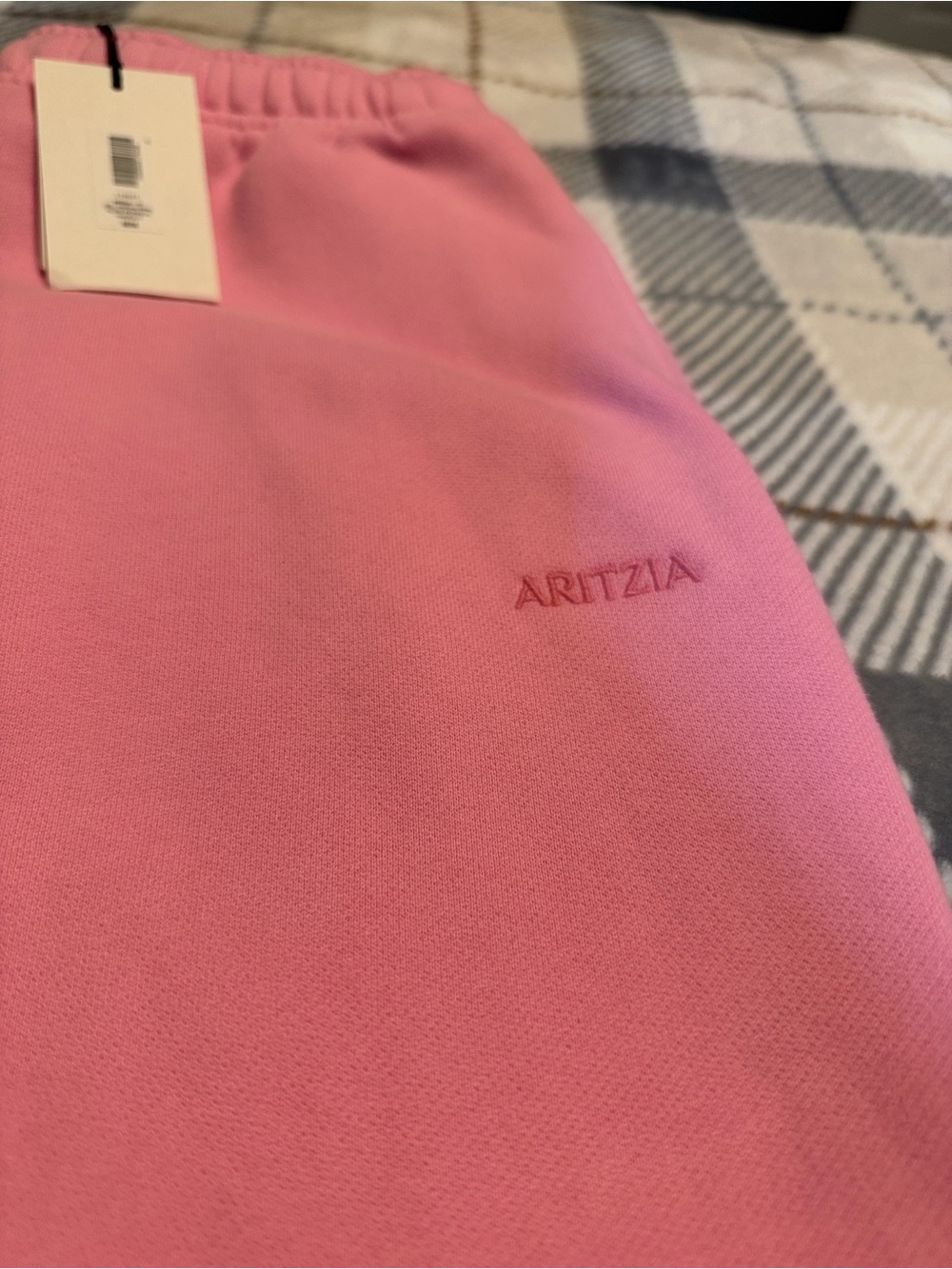 Aritzia Jellybean pink mega  jogger NWT - Picture 6 of 7